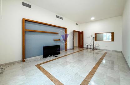 Apartment - 2 - 3 for rent in Vision Twin Towers - Al Najda Street - Abu Dhabi Apartment - 2 - 3 for rent in Vision Twin Towers - Al Najda Street - Abu Dhabi