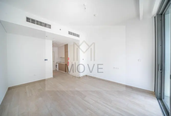 127012613 - Property Image 2