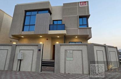 Villa - 5 - 6 for sale in Al Helio - Ajman