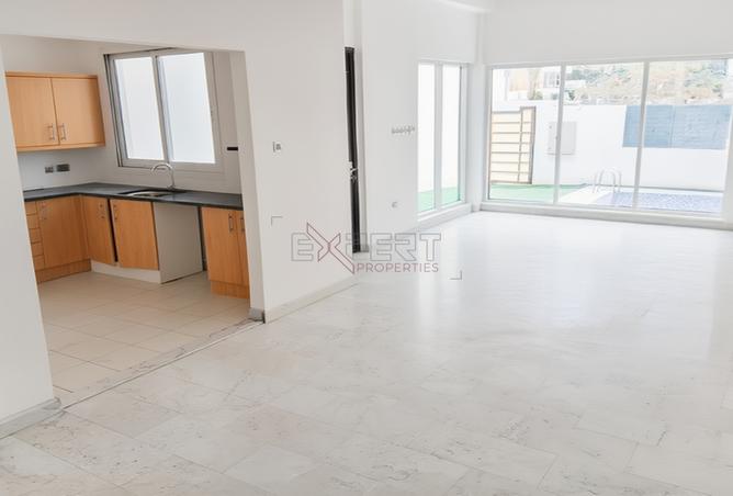 90919952 - Property Image 2