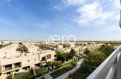 Apartment - 2 Bedrooms - 2 Bathrooms for sale in Safi 1A - Safi 1 - Safi - Town Square - Dubai