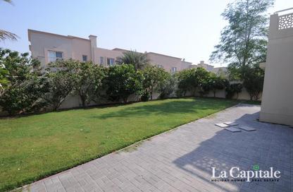 Villa - 5 Bedrooms - 6 Bathrooms for rent in Meadows 2 - Meadows - Dubai