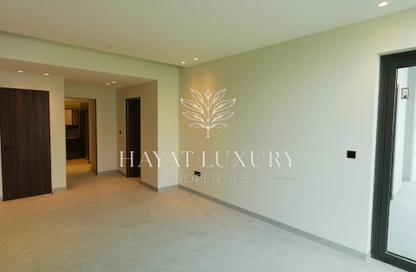 Apartment - 1 Bedroom - 2 Bathrooms for rent in Oasis 1 - Jumeirah Garden City - Al Satwa - Dubai