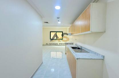 Apartment - 1 Bedroom - 2 Bathrooms for rent in Golden Sands 12 - Al Mankhool - Bur Dubai - Dubai Apartment - 1 Bedroom - 2 Bathrooms for rent in Golden Sands 12 - Al Mankhool - Bur Dubai - Dubai