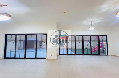 Villa - 4 Bedrooms - 6 Bathrooms for rent in Nad Al Sheba Villas - Nad Al Sheba 3 - Nad Al Sheba - Dubai Villa - 4 Bedrooms - 6 Bathrooms for rent in Nad Al Sheba Villas - Nad Al Sheba 3 - Nad Al Sheba - Dubai