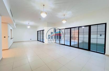 Villa - 4 Bedrooms - 6 Bathrooms for rent in Nad Al Sheba Villas - Nad Al Sheba 3 - Nad Al Sheba - Dubai