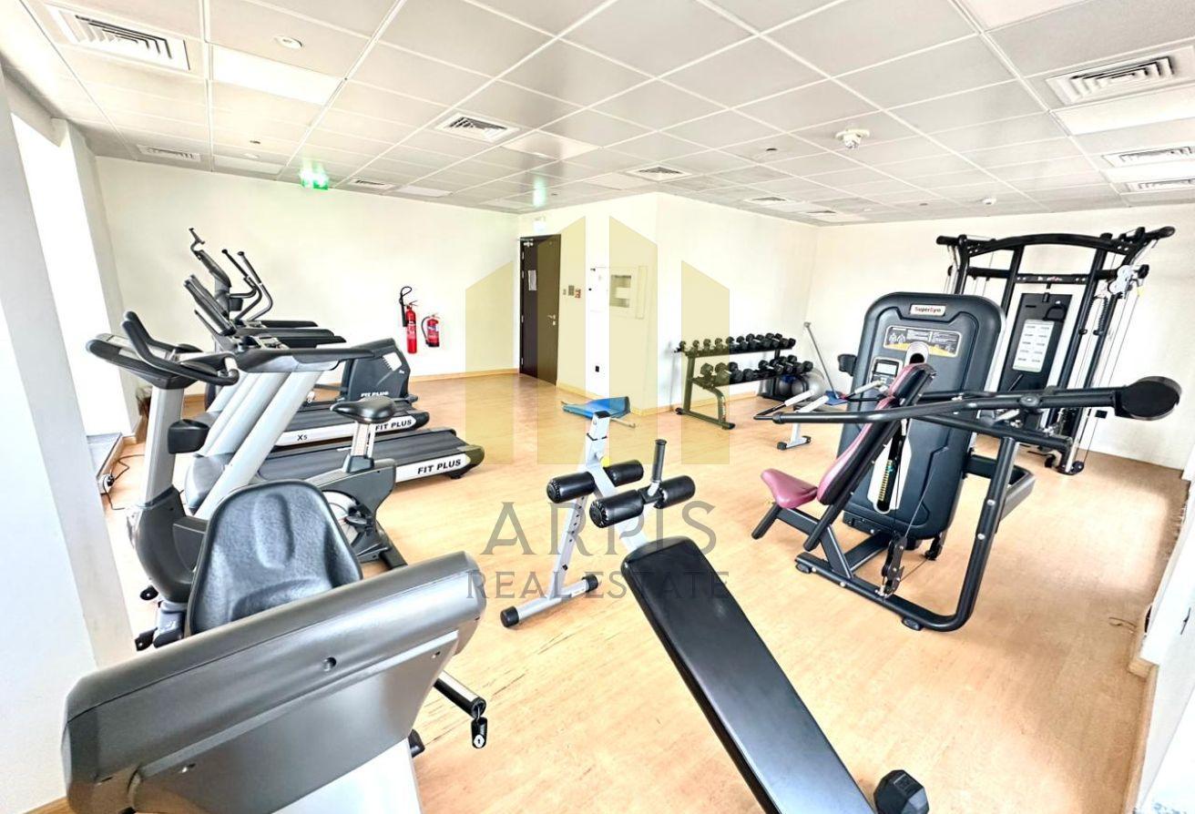 Spacious 1BR | Near WTC Metro | Public Park | JGC photo 12