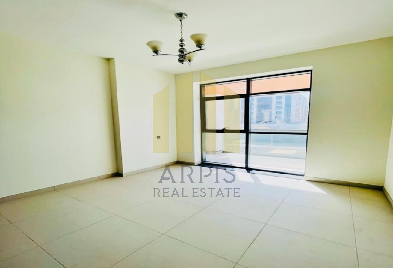 Spacious 1BR | Near WTC Metro | Public Park | JGC photo 8