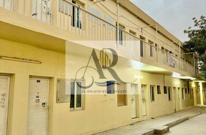 Labor Camp - Studio - 7+ Bathrooms for rent in Ali Mousa Building - Al Sajaa Industrial - Al Sajaa - Sharjah