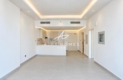 Apartment - 1 - 2 for sale in Golf Promenade 4A - Golf Promenade 4 - Golf Town - Damac Hills - Dubai