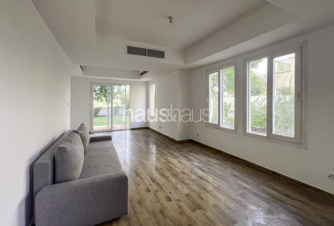 129749035 - Property Image 2