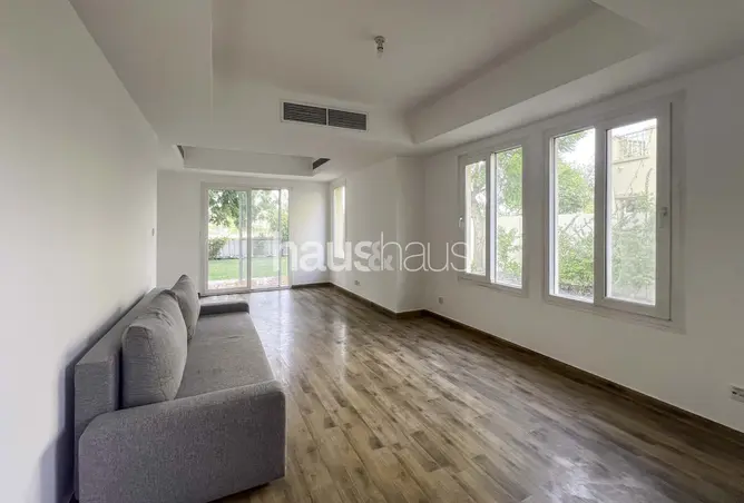 129749035 - Property Image 3