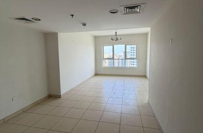 Apartment - 3 Bedrooms - 5 Bathrooms for rent in Al Khan Corniche - Al Khan - Sharjah
