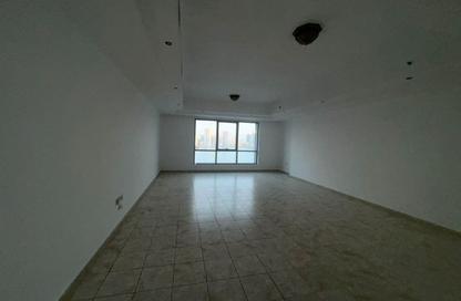 Apartment - 2 Bedrooms - 3 Bathrooms for rent in Al Dana Tower - Al Majaz 3 - Al Majaz - Sharjah