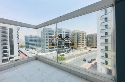 Apartment - 1 Bedroom - 2 Bathrooms for rent in Topaz Residence 1 - Topaz Residence - Dubai Silicon Oasis - Dubai