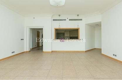 Apartment - 2 - 3 for rent in Al Shahla - Shoreline Apartments - Palm Jumeirah - Dubai
