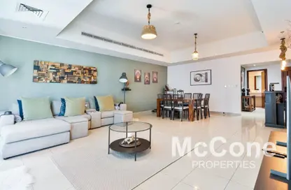 Apartment - 2 Bedrooms - 4 Bathrooms for rent in Emirates Crown - Dubai Marina - Dubai