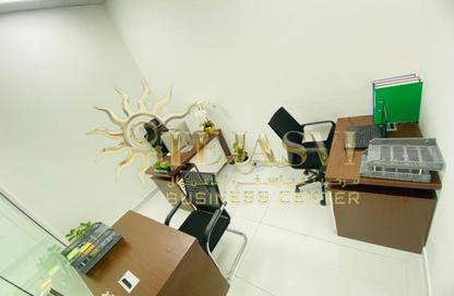 Office Space - Studio - 1 Bathroom for rent in Red Avenue - Al Garhoud - Dubai