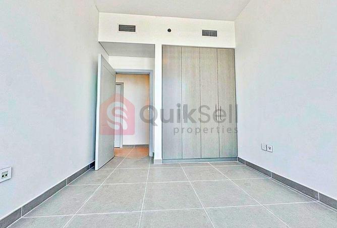 70284225 - صورة العقار 3