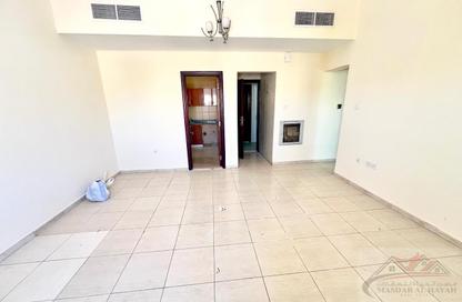 Apartment - 1 Bedroom - 1 Bathroom for rent in Muwailih Building - Muwaileh - Sharjah