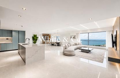 Apartment - 4 Bedrooms - 6 Bathrooms for sale in Rimal 5 - Rimal - Jumeirah Beach Residence - Dubai