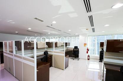 Office Space - Studio - 6 Bathrooms for rent in One Lake Plaza - JLT Cluster T - Jumeirah Lake Towers - Dubai
