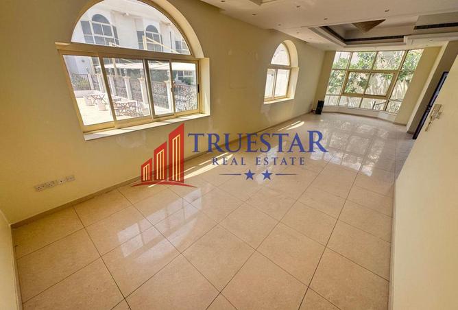 132983606 - Property Image 2