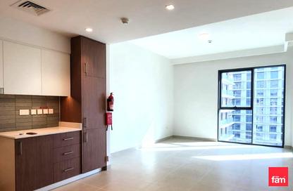 Apartment - 1 Bedroom - 1 Bathroom for rent in Seagate Building 2 - Seagate - Mina Rashid - Dubai