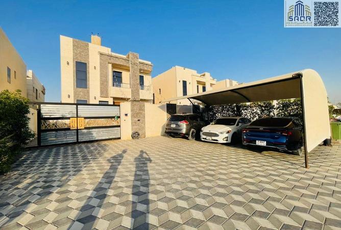 102835310 - Property Main Image
