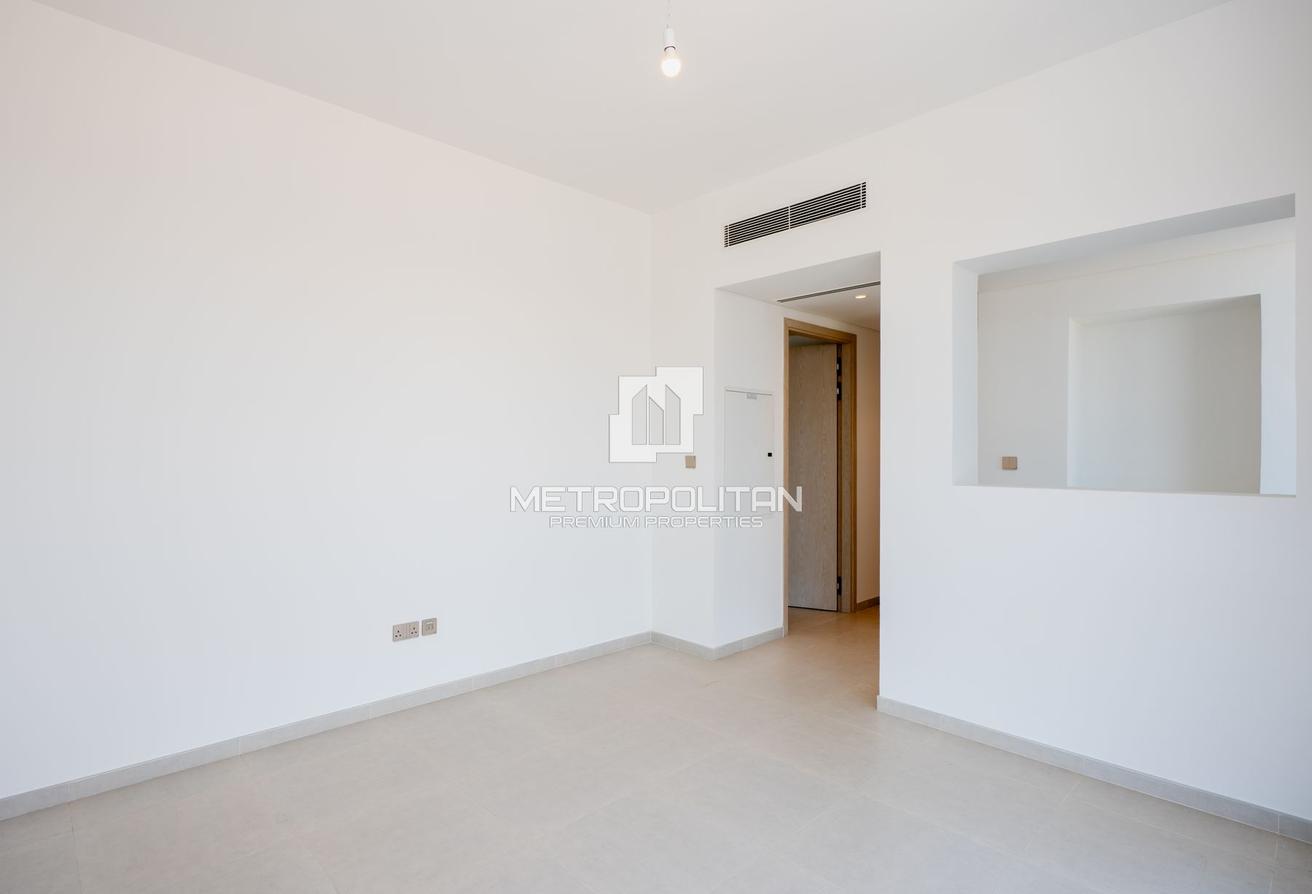 Prime 5 Beds Villa | Gated Community | Type B1 photo 8