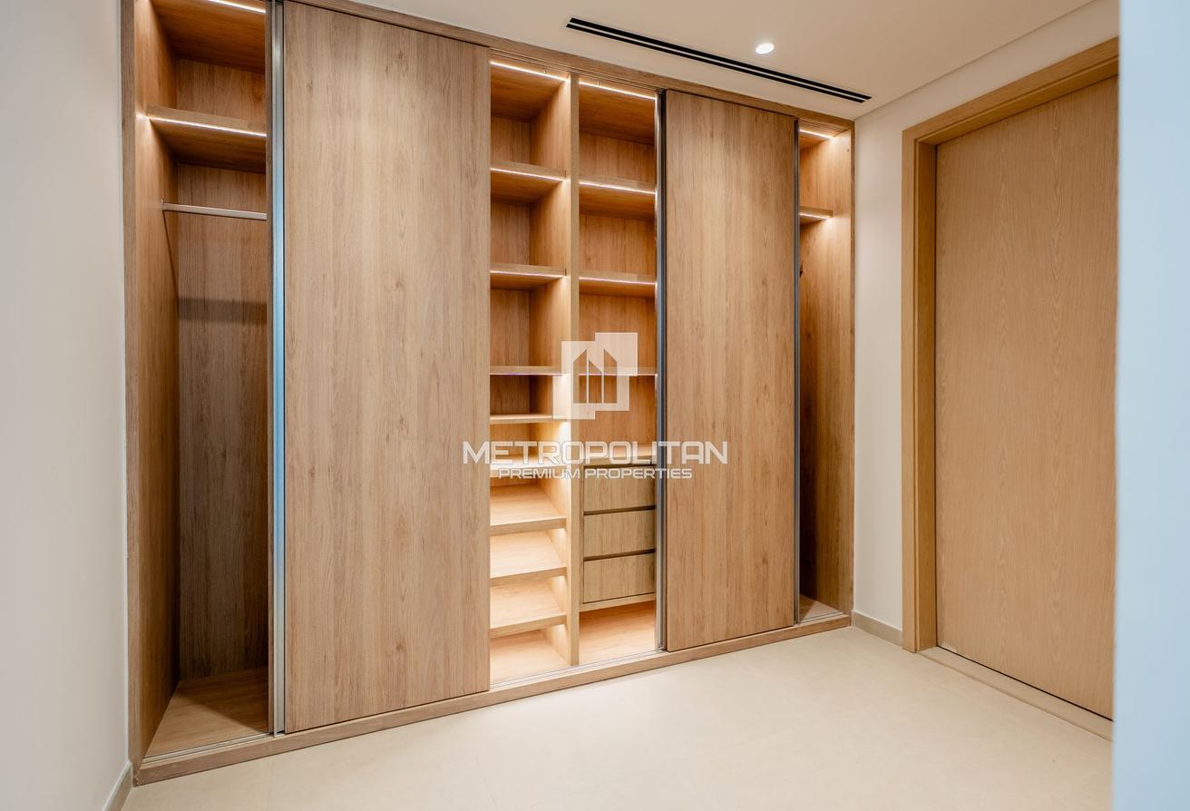 Prime 5 Beds Villa | Gated Community | Type B1 photo 28