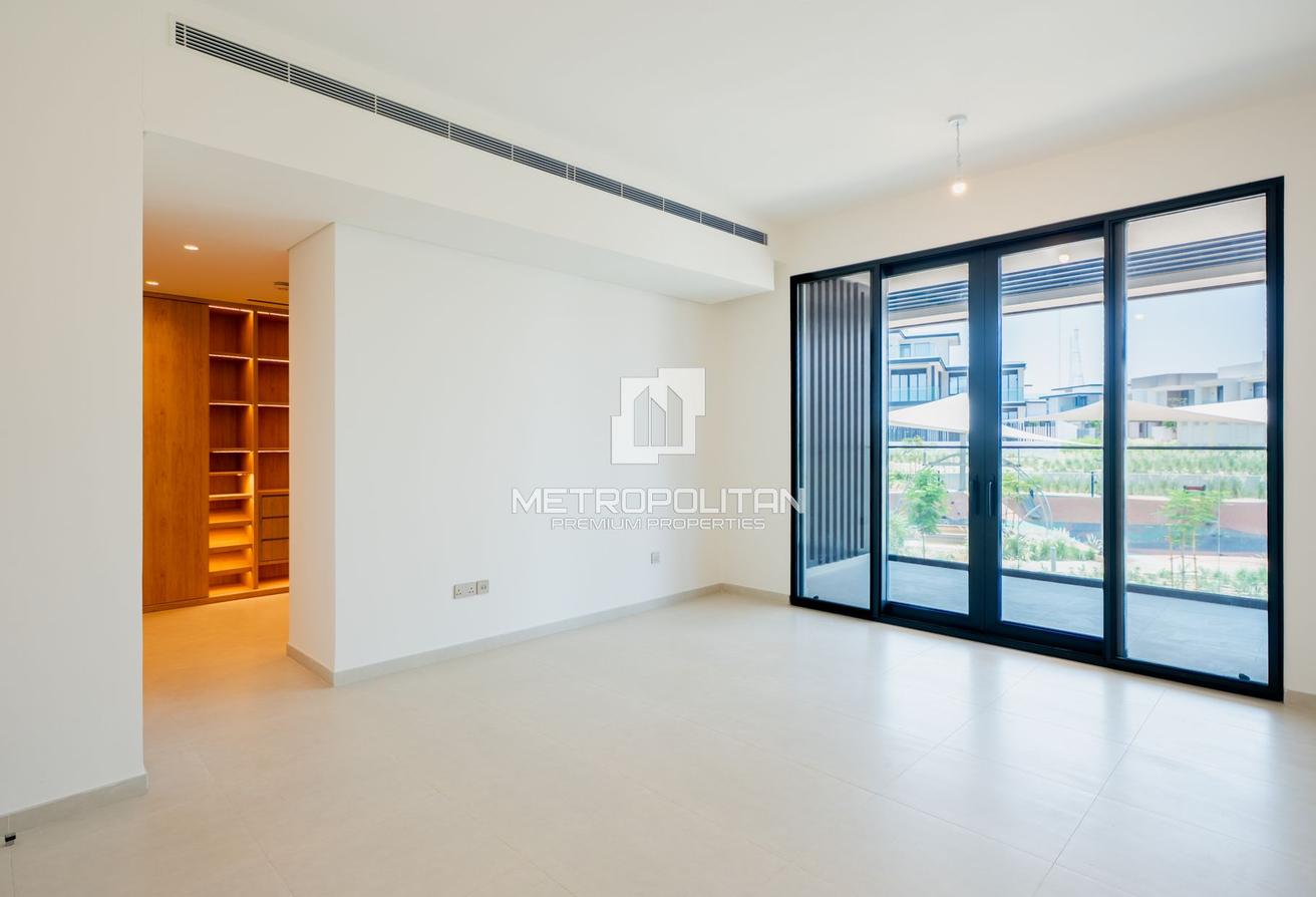 Prime 5 Beds Villa | Gated Community | Type B1 photo 6