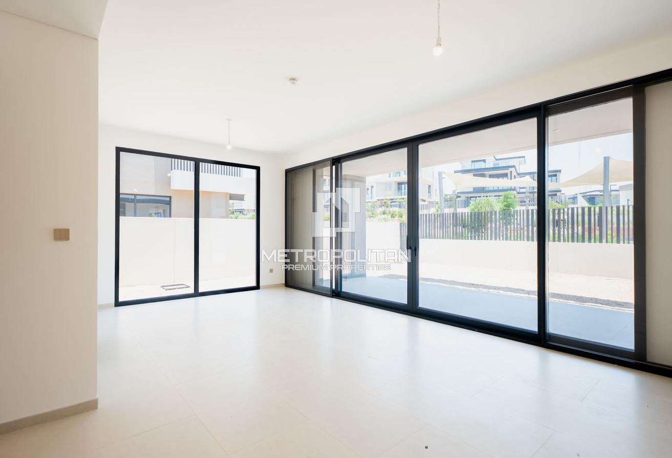 Prime 5 Beds Villa | Gated Community | Type B1 photo 7