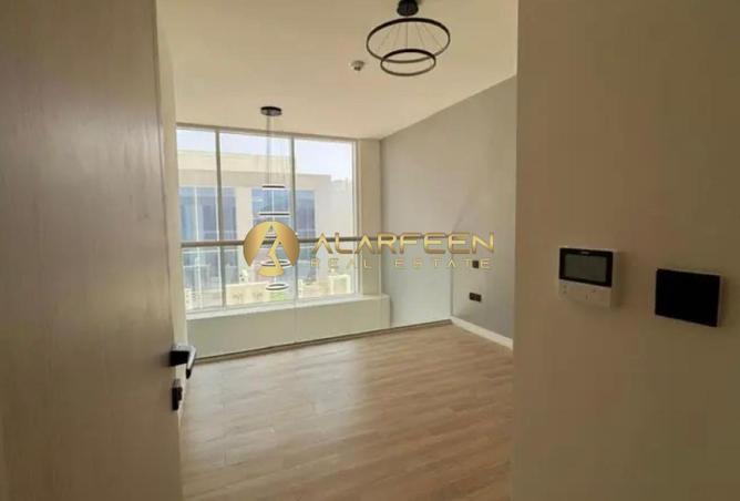 98239528 - Property Image 3