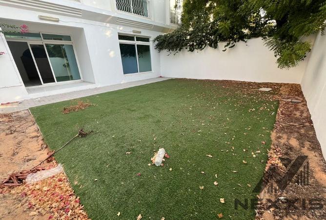 3 BEDROOMS | STUDY | PRIVATE GARDEN | UMM SUQEIM 3 photo 3