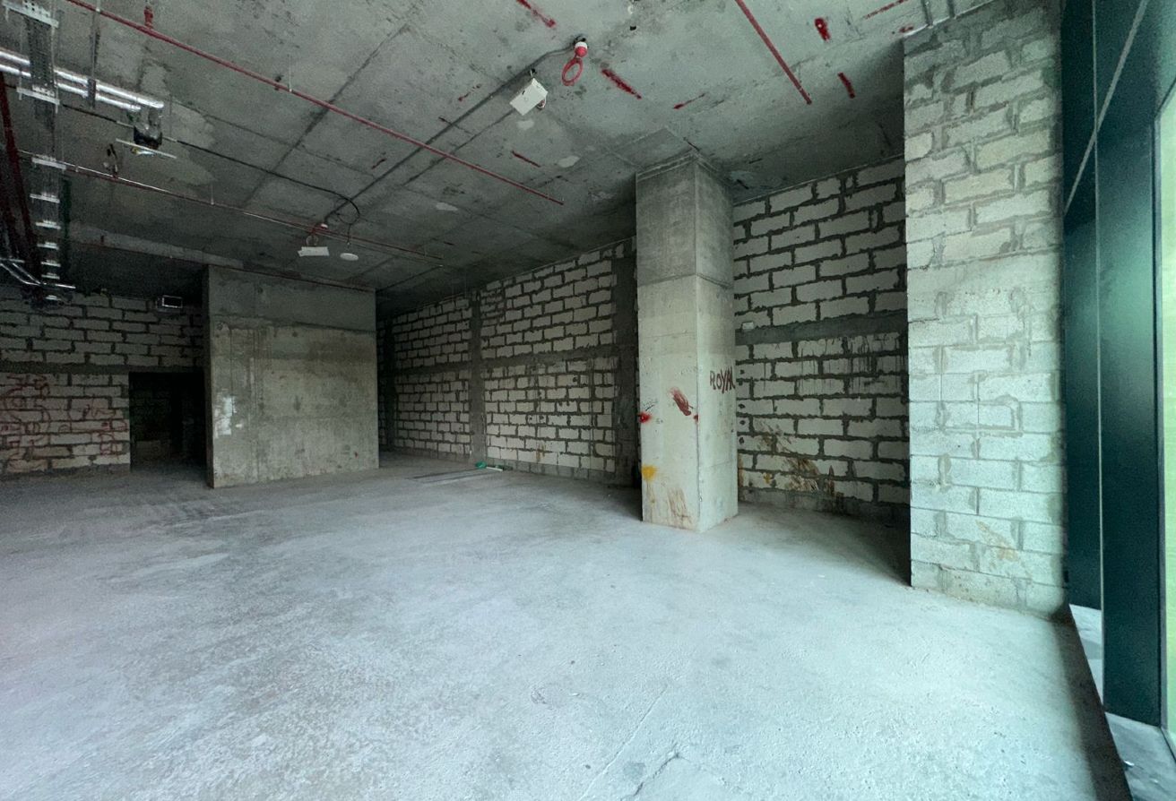 VACANT I NEGOTIABLE I BRAND NEW