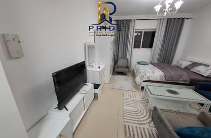 Apartment - Studio - 1 for rent in Yasmeen Towers - Al Jurf 2 - Al Jurf - Ajman Apartment - Studio - 1 for rent in Yasmeen Towers - Al Jurf 2 - Al Jurf - Ajman
