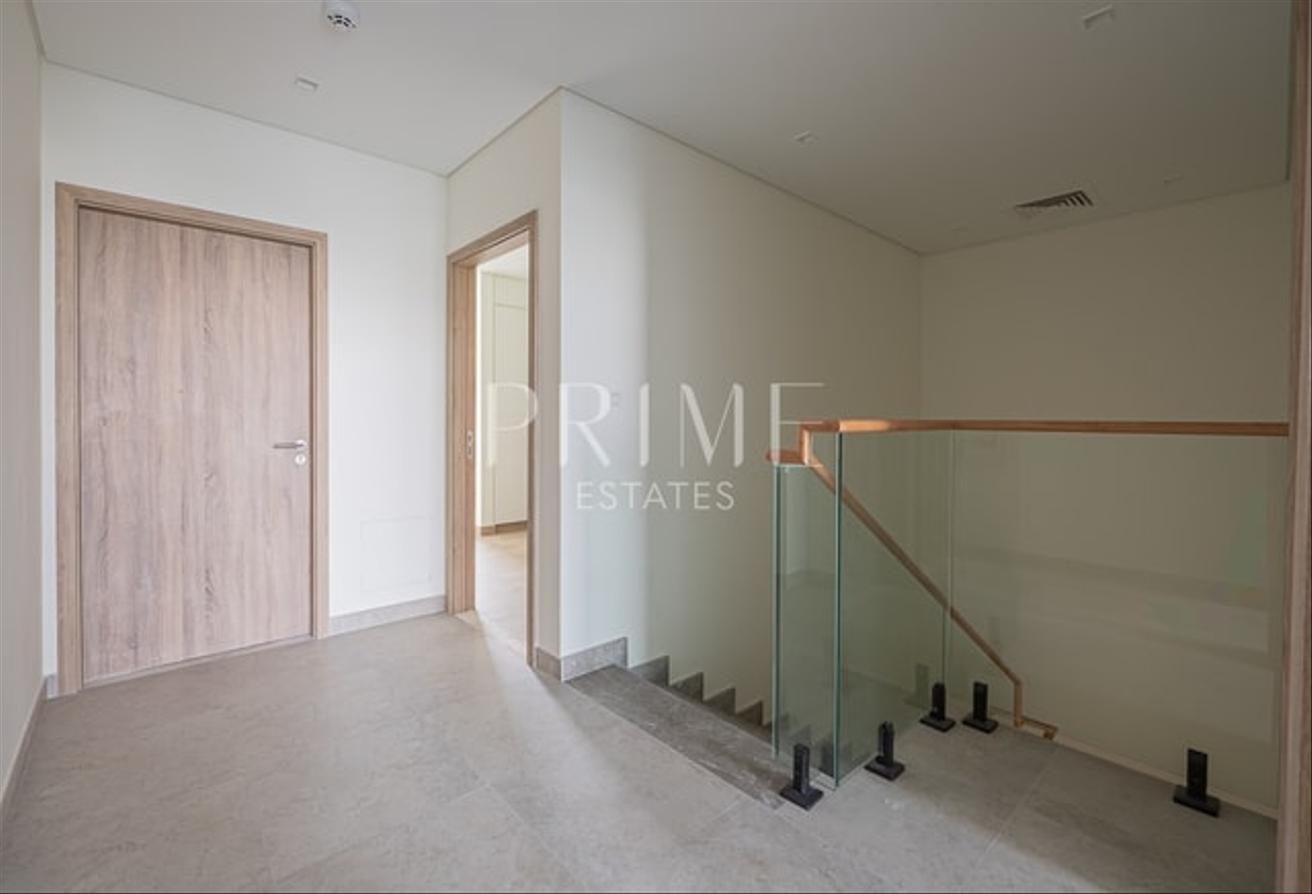 Elegant 4BR Villa | Maid's Room | Family Home photo 16