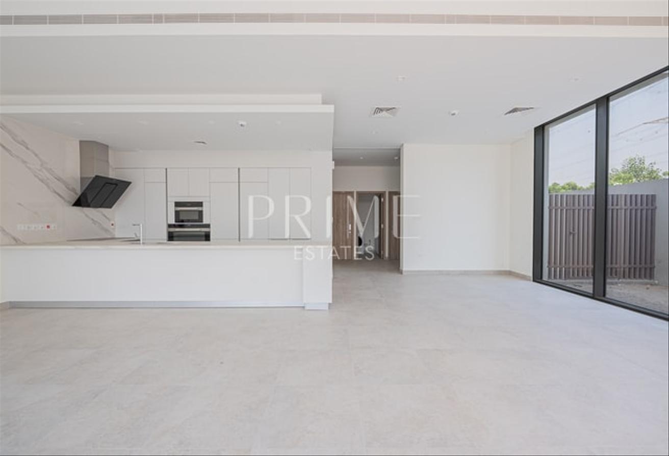 Elegant 4BR Villa | Maid's Room | Family Home photo 11
