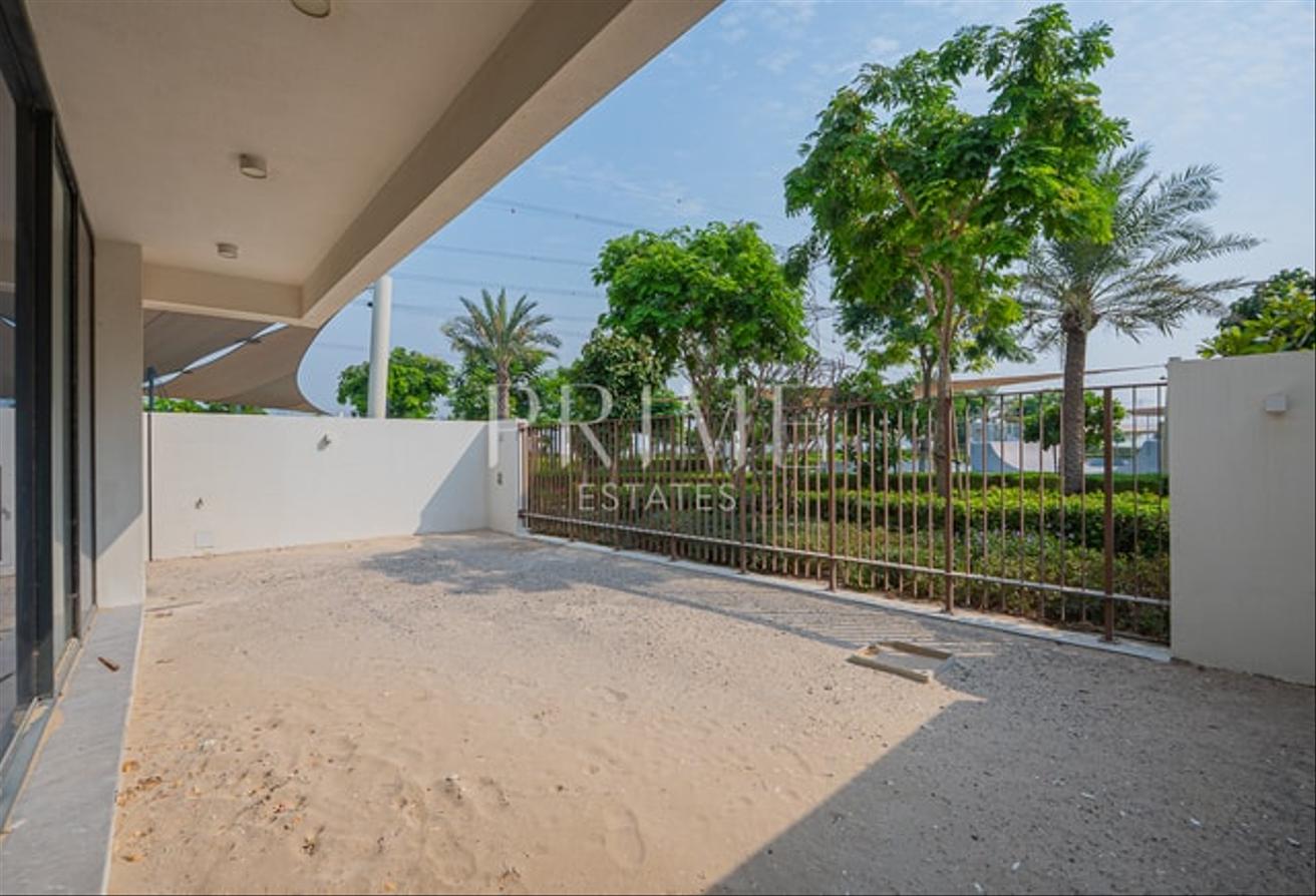 Elegant 4BR Villa | Maid's Room | Family Home photo 8