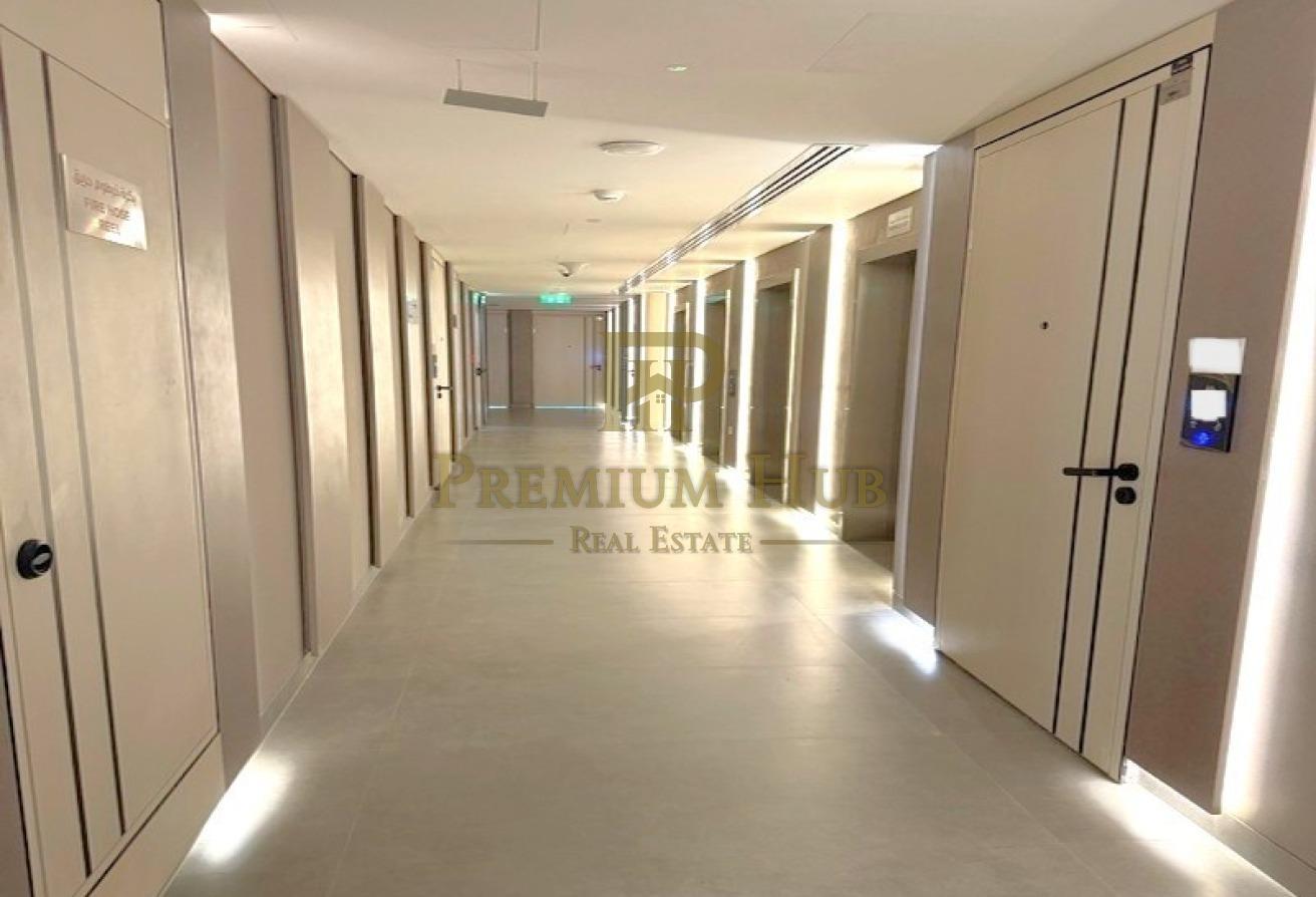 Large Studio | Marina View | Semi Furnished photo 14
