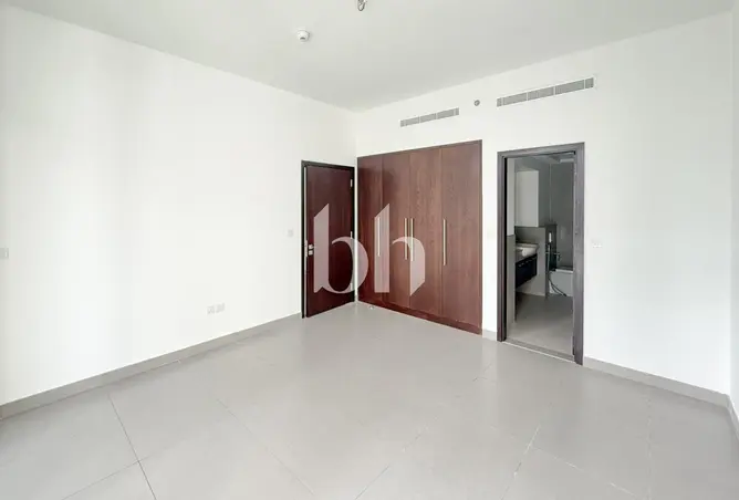76569855 - Property Image 2