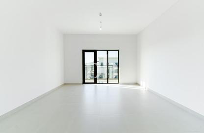 Apartment - 2 Bedrooms - 3 Bathrooms for rent in Views F - Yas Golf Collection - Yas Island - Abu Dhabi