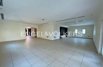 Villa - 3 Bedrooms - 5 Bathrooms for rent in Legacy Large - Legacy - Jumeirah Park - Dubai
