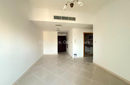 Apartment - 1 Bedroom - 2 Bathrooms for rent in New Al Taawun Road - Al Taawun - Sharjah