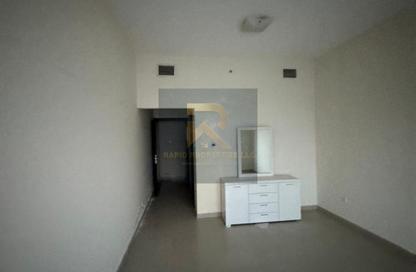 Apartment - 2 Bedrooms - 4 Bathrooms for rent in Ajman Corniche Residences - Ajman Corniche Road - Ajman
