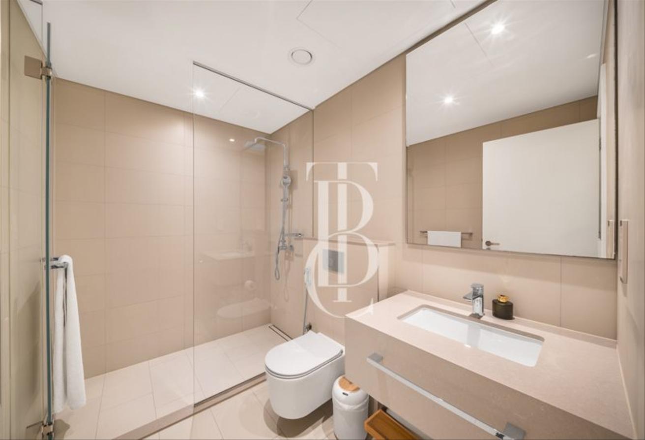 Panoramic Sea Views | Furnished | Vacant photo 16