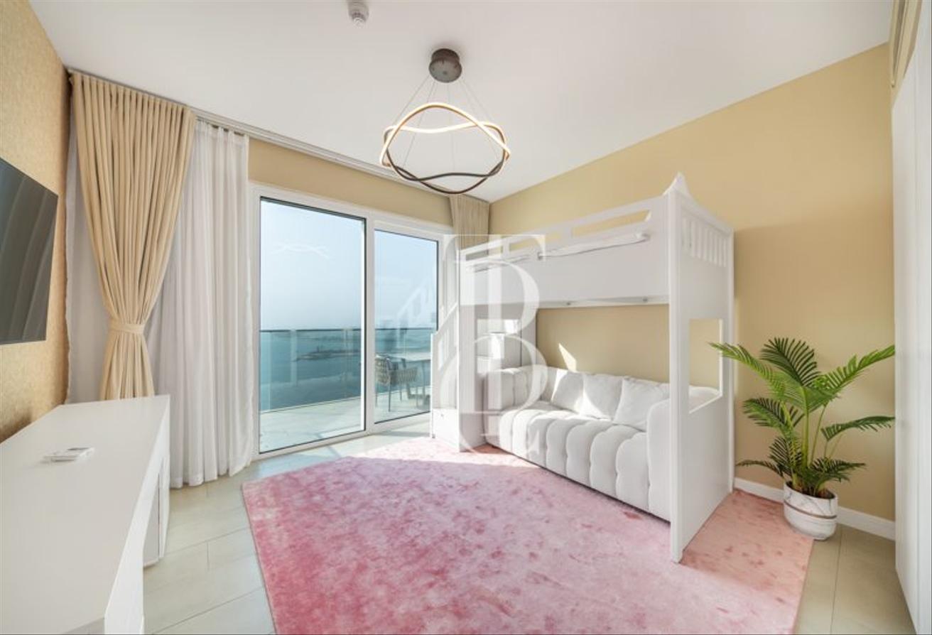 Panoramic Sea Views | Furnished | Vacant photo 25