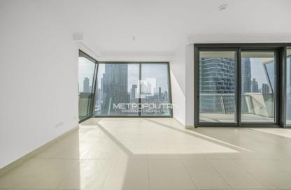 Apartment - 3 Bedrooms - 4 Bathrooms for rent in Burj Vista Tower 1 - Burj Vista - Downtown Dubai - Dubai