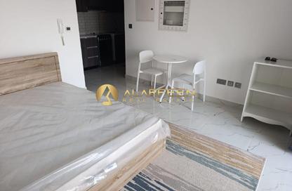Apartment - Studio - 1 for rent in Time 1 - Dubai Land Residence Complex - Dubai Apartment - Studio - 1 for rent in Time 1 - Dubai Land Residence Complex - Dubai
